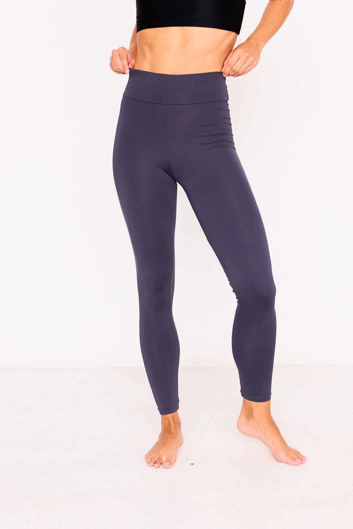 Legging KORE Carbox – legging de yoga gris oscuro, vista frontal
